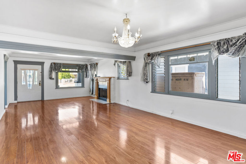 MLS #25548015 img 12