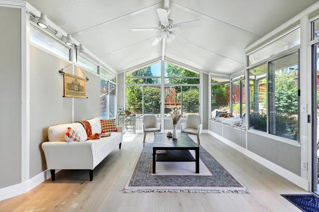 553 Lower Vintners Circle, Fremont CA: https://media.crmls.org/mediaz/fbc9d717-452a-41fc-9901-6ef291b2b5b3.jpg