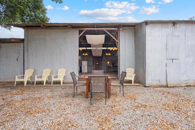 804 Comstock Road, Hollister CA: https://media.crmls.org/mediaz/fbca6ed2-1629-4da4-bc8f-c29e150b7c92.jpg