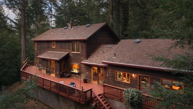 489 Northridge Drive, Scotts Valley CA: https://media.crmls.org/mediaz/fbca7889-7e4c-4d27-bee5-994d90a7867b.jpg