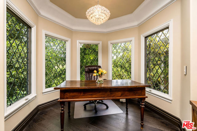 204 Bell Canyon Road, Bell Canyon CA: https://media.crmls.org/mediaz/fbcb5b62-3d50-44cd-9287-ac2ead815c2e.jpg