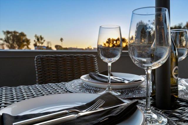 Detail Gallery Image 12 of 63 For 2517 State St, Carlsbad,  CA 92008 - 2 Beds | 2/2 Baths