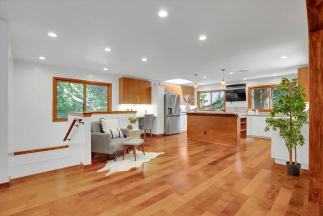 12 Summit Road, Woodside CA: https://media.crmls.org/mediaz/fbcc1fa6-79ec-4d9f-9427-3fa0c7ed4508.jpg