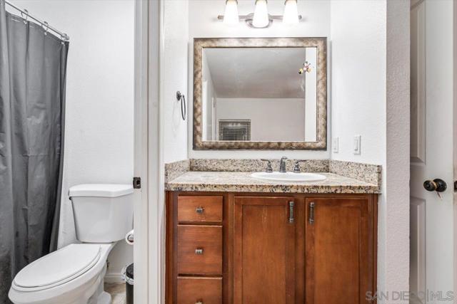 Image 17 of 30 For 1350 Escondido Blvd  37