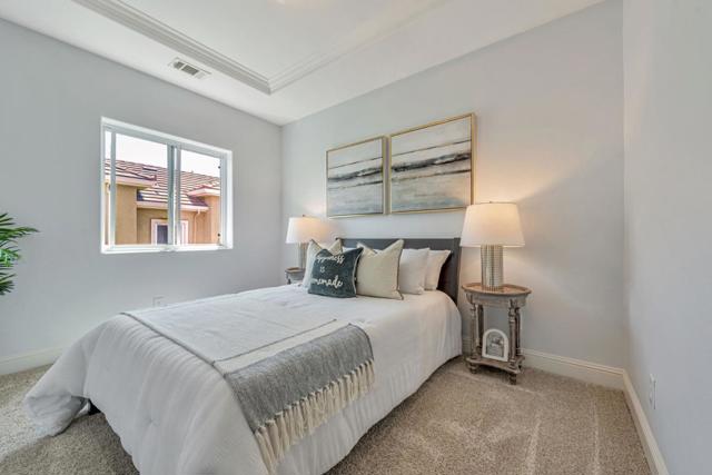525 Guiti Garden Court, San Jose CA: https://media.crmls.org/mediaz/fbcedc4c-51ea-449d-ba2d-2bfde703d60d.jpg