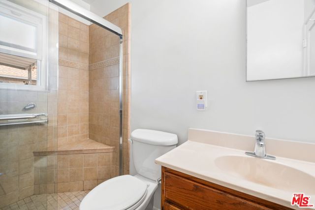 9620 Braddock Drive, Culver City CA: https://media.crmls.org/mediaz/fbcef938-9e74-43c2-8e51-810821a3e347.jpg