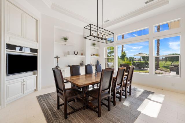 51464 Marbella Court, La Quinta CA: https://media.crmls.org/mediaz/fbcfeb4a-9b1f-4f85-8207-8a883429a2c4.jpg