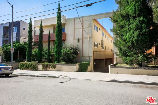 1827 Van Ness Avenue, Los Angeles, California 90028, ,Multi-Family,For Sale,Van Ness,25505787