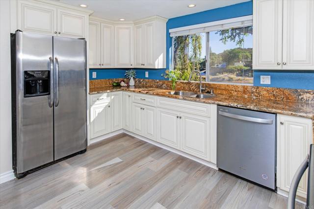 Detail Gallery Image 13 of 57 For 24093 Sargeant Rd., Ramona,  CA 92065 - 4 Beds | 3 Baths