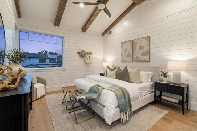 464 466 Westbourne, San Diego CA: https://media.crmls.org/mediaz/fbd24bce-bb0f-432f-a21e-3d235c5f7e7f.jpg