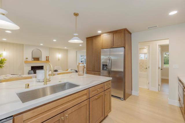 Detail Gallery Image 13 of 27 For 15926 Napa St, North Hills,  CA 91343 - 3 Beds | 2 Baths