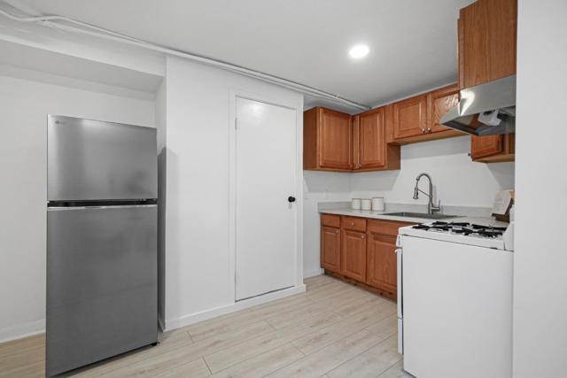 451 Winchester Street, Daly City CA: https://media.crmls.org/mediaz/fbd5f71e-7f2a-49d6-b504-d44a8fae44ff.jpg