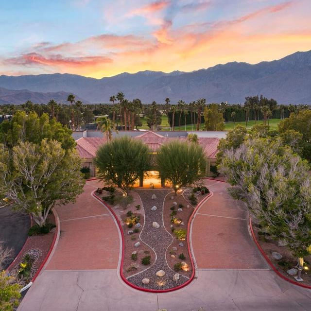 28944 Desert Princess Drive, Cathedral City CA: https://media.crmls.org/mediaz/fbd62694-9dfe-4719-bad0-8622efc14aae.jpg