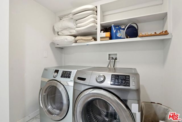 15539 Hamner Drive, Los Angeles CA: https://media.crmls.org/mediaz/fbd630c8-b49f-42a7-a9da-3a43e84a6dfa.jpg