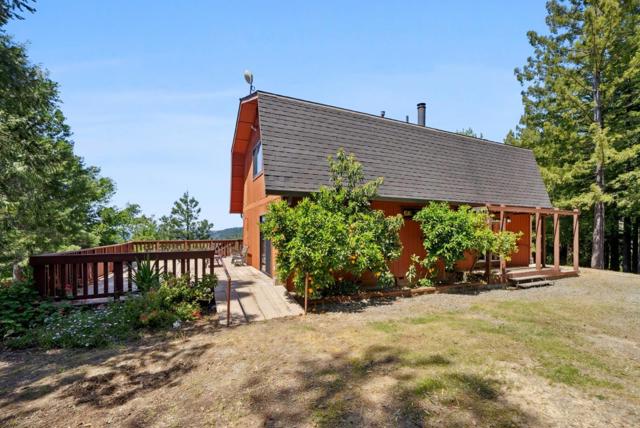 1315 Sunset Ridge Road, Los Gatos CA: https://media.crmls.org/mediaz/fbd66cbd-d241-4371-8624-1f23e1fe668f.jpg
