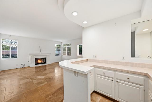 Image 20 of 53 For 516 Camino Bailen