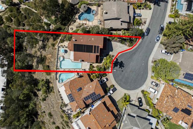 6968 Talisman Ct, San Diego CA: https://media.crmls.org/mediaz/fbd7c773-ba74-4c09-a621-947f175c7d49.jpg