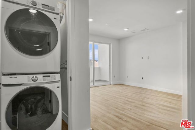 5813 Lexington Avenue, Los Angeles CA: https://media.crmls.org/mediaz/fbd7fc5f-79d4-466b-89df-5eae5f1e7039.jpg