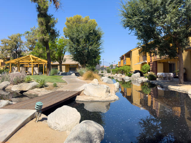 48255 Monroe Street, Indio CA: https://media.crmls.org/mediaz/fbd80dec-bafd-4776-ba72-7790ed640694.jpg