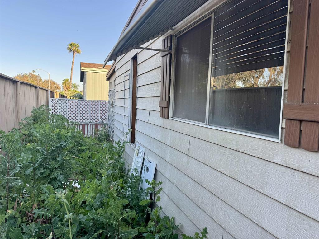 1401 El Norte Parkway - photo 2