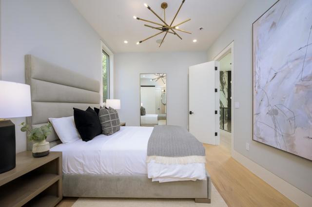 1027 Waverley Street, Palo Alto CA: https://media.crmls.org/mediaz/fbd8883f-bd42-445c-b77e-463f81e343f8.jpg