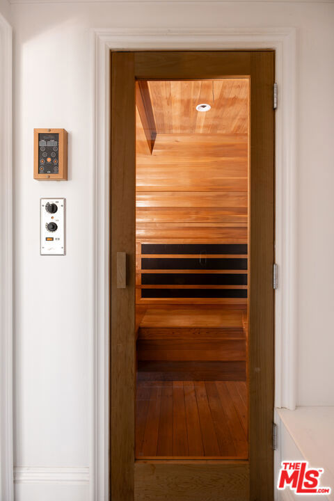 MLS #26873947 image #30