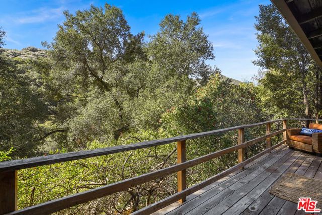 764 Old Topanga Canyon Road, Topanga CA: https://media.crmls.org/mediaz/fbd99c97-8cad-4721-af61-932298745478.jpg