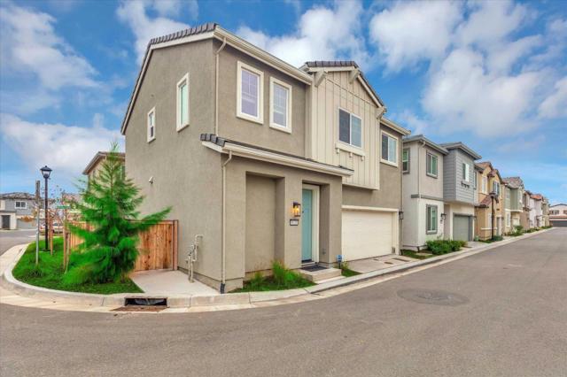 1618 Pagoda Lane, Sacramento CA: https://media.crmls.org/mediaz/fbd9a753-8b76-4093-bb94-a153bfb2339a.jpg