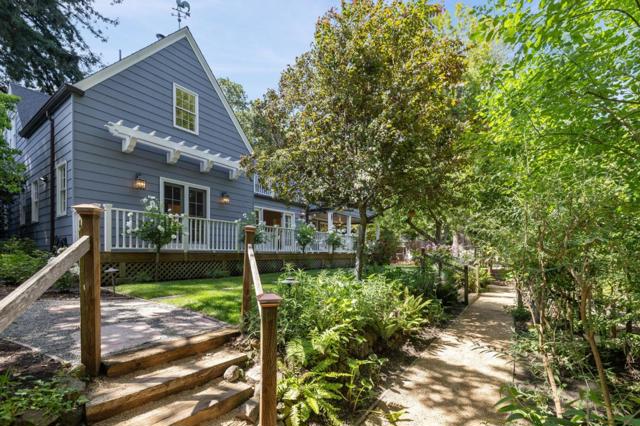 807 Crystal Springs Road, Hillsborough CA: https://media.crmls.org/mediaz/fbdae222-8368-4c89-86aa-bb2d8505f32f.jpg
