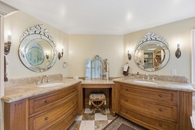 23423 Toyonita Road, Los Altos Hills CA: https://media.crmls.org/mediaz/fbdaf798-2434-4b6d-a11f-7fc265aedaa5.jpg