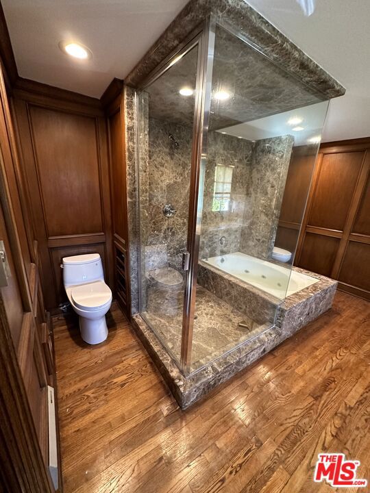 619 N Canon Drive, Beverly Hills CA: https://media.crmls.org/mediaz/fbdb1fe6-0d7c-4737-8656-5157f563050b.jpg