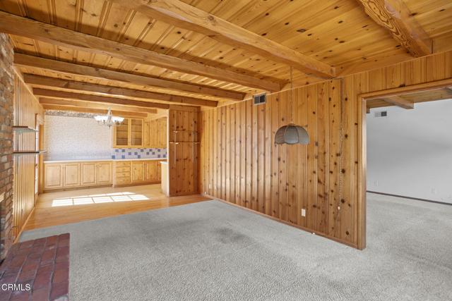 Detail Gallery Image 5 of 15 For 11765 Holmes St, Yucaipa,  CA 92399 - 3 Beds | 2 Baths