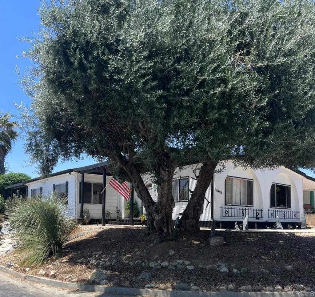 10493 Overland Trail