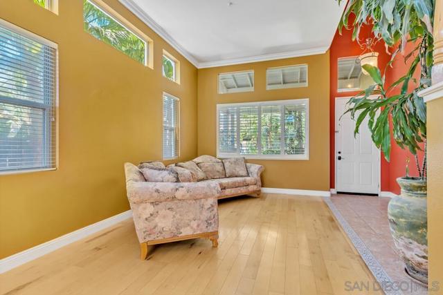 10496 Chaparral Dr, Santee CA: https://media.crmls.org/mediaz/fbdcdde7-8c4c-438b-8326-f5302777f3ce.jpg