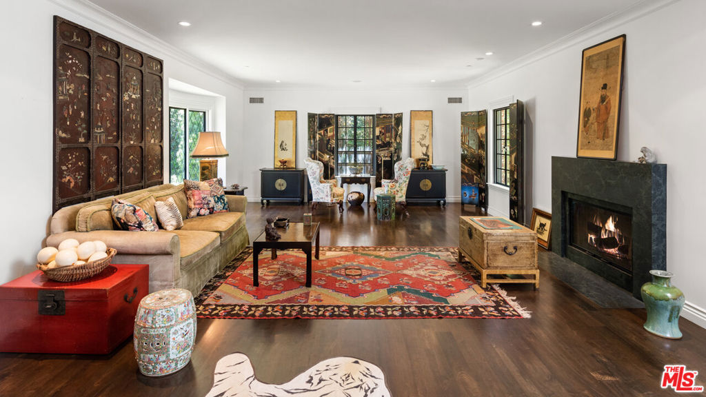 1115 N Beverly Drive