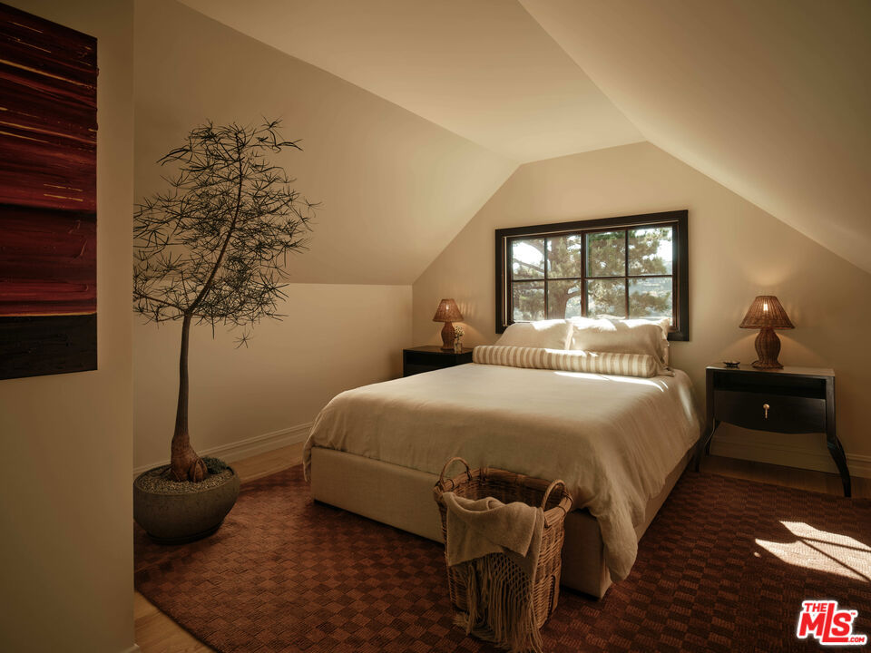 MLS #26852669 image #33