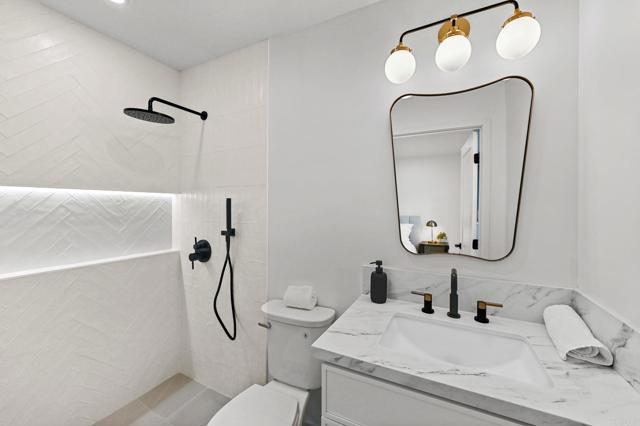 Detail Gallery Image 18 of 29 For 3942 Mount Acadia Bld, San Diego,  CA 92111 - 3 Beds | 2 Baths