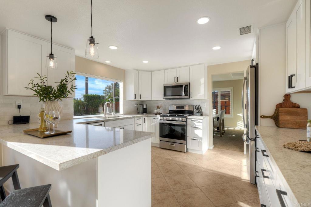 13940 Gunnison Court - photo 6