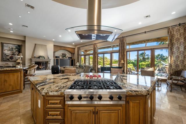 81874 Couples Court, La Quinta CA: https://media.crmls.org/mediaz/fbde3872-e6a9-40f7-8349-f433bb3f5a62.jpg