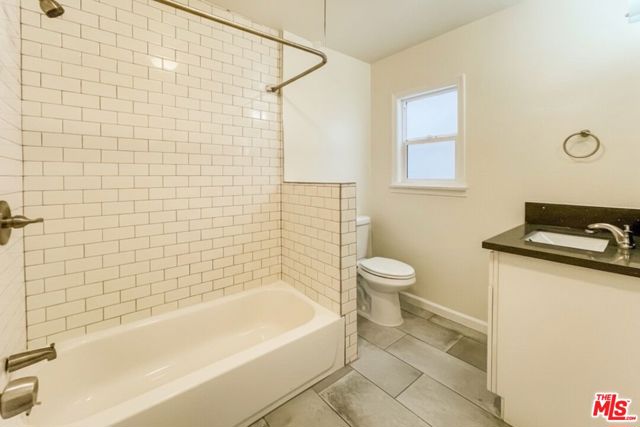 334 Witmer Street, Los Angeles CA: https://media.crmls.org/mediaz/fbde7969-7589-4058-b53e-59e6fc774411.jpg