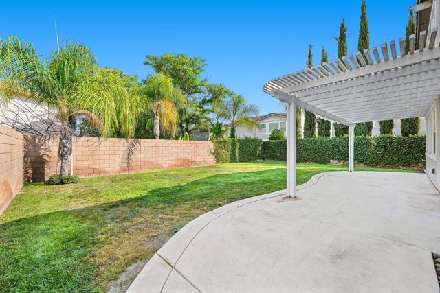 32066 Red Mountain Way, Temecula CA: https://media.crmls.org/mediaz/fbdf1932-1ae4-4276-bef1-9b0b65f8714f.jpg