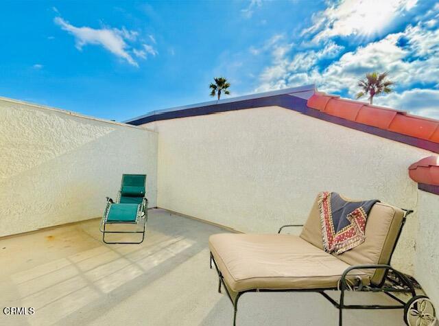 2271 Martinique Lane, Oxnard CA: https://media.crmls.org/mediaz/fbdf205d-585f-42b9-afc5-4d567b8c05ef.jpg