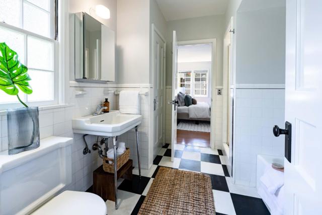 128 Cornell Road, Menlo Park CA: https://media.crmls.org/mediaz/fbdf5e2f-631a-4106-ac67-6151c8da4932.jpg