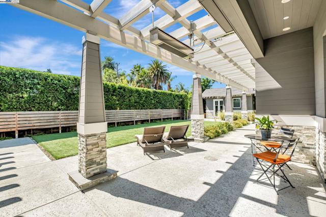 375 Hillview Dr, Fremont CA: https://media.crmls.org/mediaz/fbdfc3ee-d98a-4a59-84f8-7fa55ceb8de9.jpg