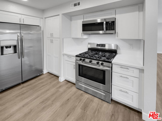 150 East Los Angeles Avenue, 301 photo 8