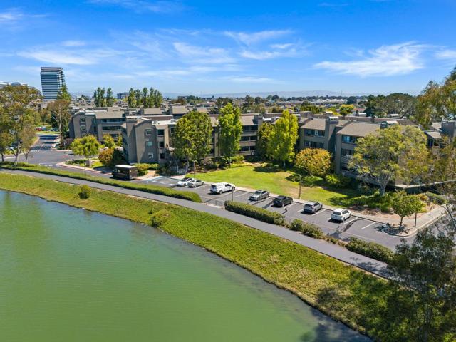 780 Sea Spray Lane, Foster City CA: https://media.crmls.org/mediaz/fbe036a7-586c-4e44-86f3-65226cce8851.jpg