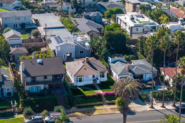 4445 Coronado Ave, San Diego CA: https://media.crmls.org/mediaz/fbe15631-1f78-4902-9e8f-252fb84a4708.jpg