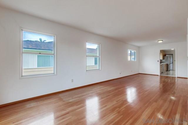 1354 Chalcedony St, San Diego CA: https://media.crmls.org/mediaz/fbe31abf-a793-4f99-b131-f3cd3d875a4a.jpg