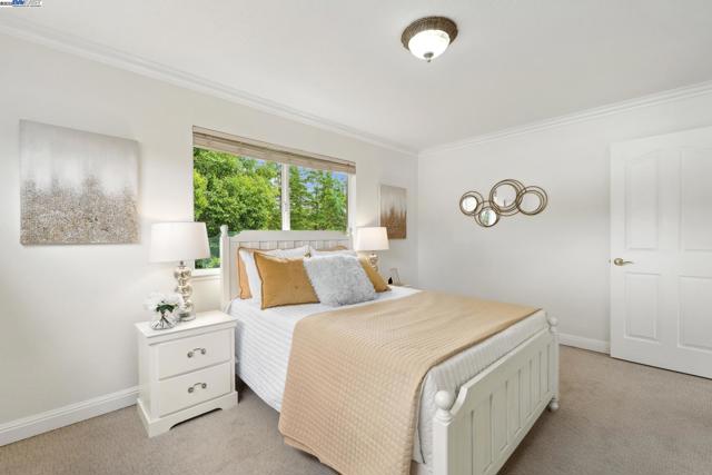 375 Montecillo Dr, Walnut Creek CA: https://media.crmls.org/mediaz/fbe3a711-6985-49bd-af1e-4b8da5dea763.jpg