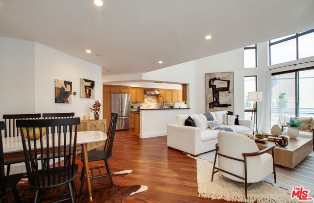 Drew Fenton | 12000 Goshen Avenue Los Angeles CA | MLS: 7335445 Drew Fenton | 12000 Goshen Avenue Los Angeles CA | MLS: 7335445